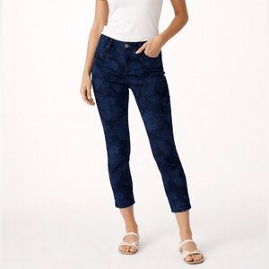 𝅺Abercrombie & Fitch Floral Skinny Cropped Jeans Dark Rinse